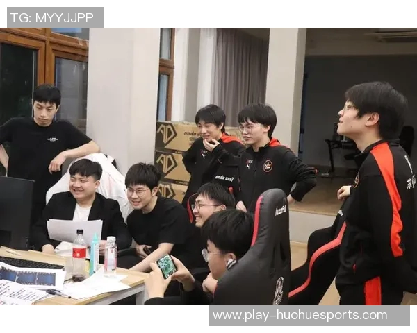 赛后复盘V5与JDG精彩对决分析及S15赛季配合策略探讨